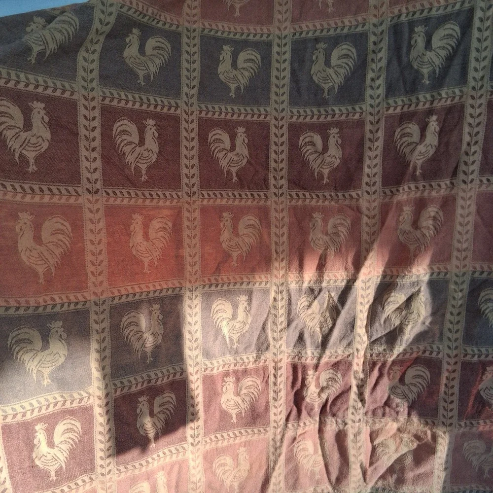 Vintage 90s Country Cottage Rooster Woven Tapestry Tablecloth Multi Round 50